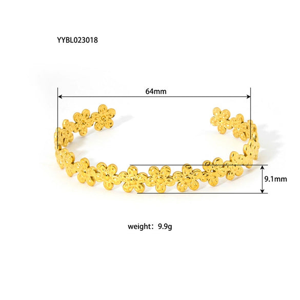 Fashion Retro Women's Open Palace Style Stainless Steel Bracelet Gold Plated With Vacuum Real Gold Electroplating In Pvd Furnace