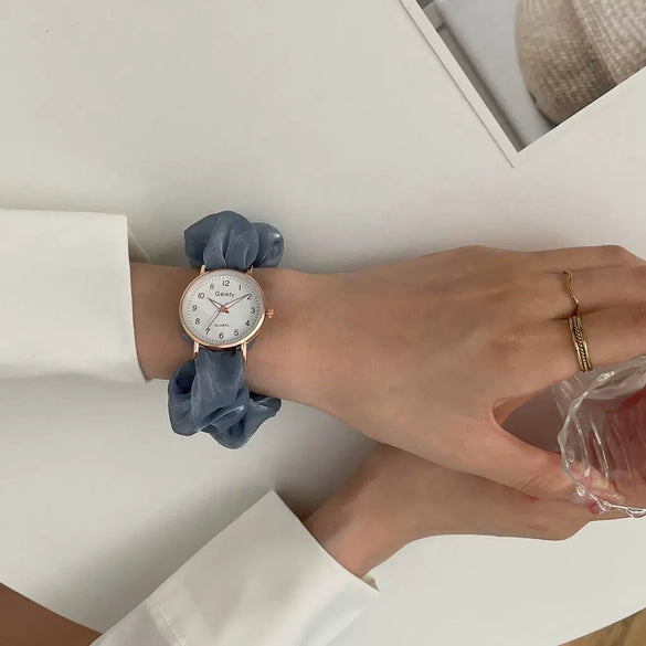 Fashion Ribbon Digital Watch For Female Alloy Case Round Dial