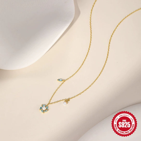 Fashion S925 Sterling Silver Light Blue Horse Eye Zircon Snowflake Stitched Fresh Necklace With Electroplating For Women