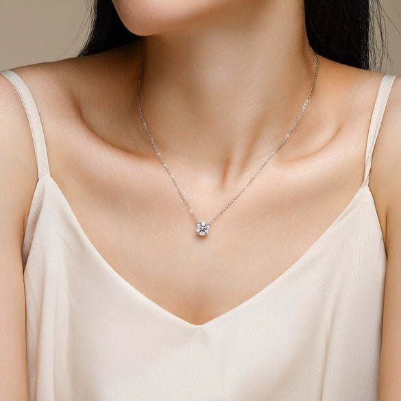 Fashion 925 Silver Geometric Moissanite Inlay Clavicle O Word Chain Necklace For Women