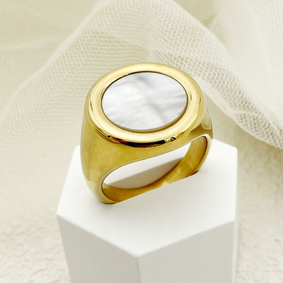 Fashion Simple Design White Fritillaria Stainless Steel Goldplated Women's Ring Jewelry
