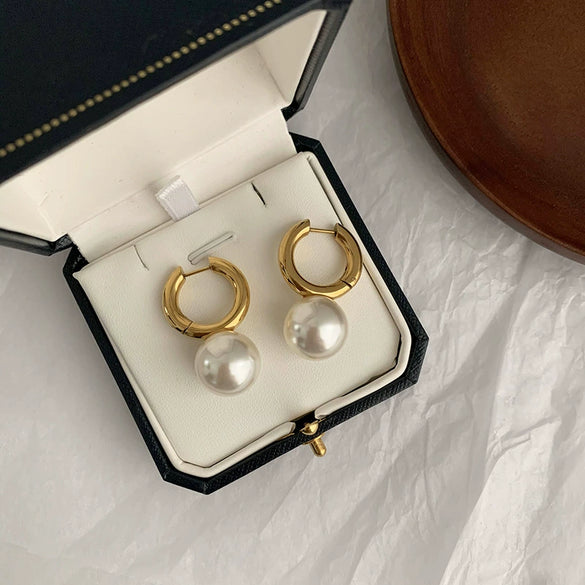 Fashion Simple Elegant Retro Pearl Ball Circle Alloy Gold Earrings For Women With Geometric Design And Electroplating Treatment