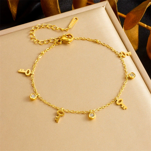 Fashion Simple Gold Plated Stainless Steel Bracelet With Butterfly Disc Lightning Crown Eye Pendant Accessories