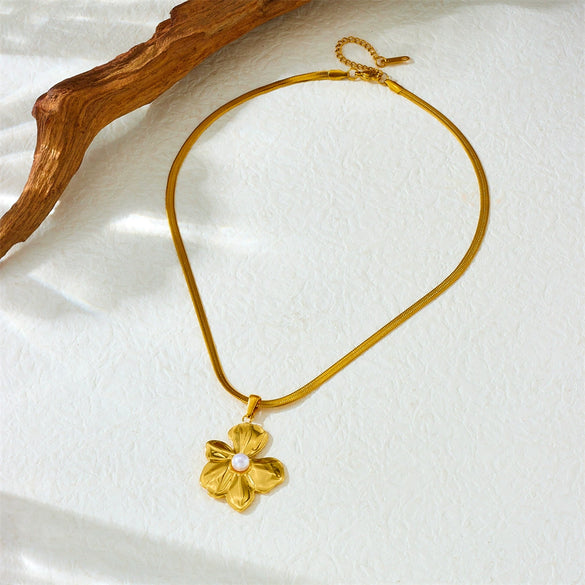 Fashion Simple Goldplated Flower Pearl Stainless Steel Blade Chain Necklace For Women