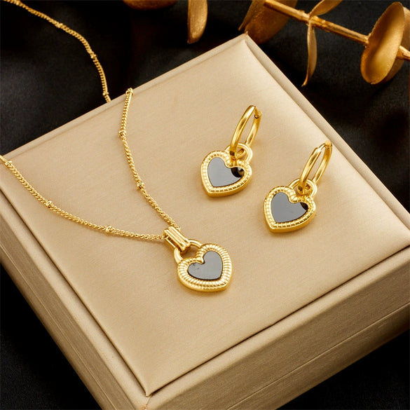 Fashion Simple Personality Love Pendant Earrings Necklace Suit Jewelry With Titanium Steel Electroplating Treatment Regular Chain For Women