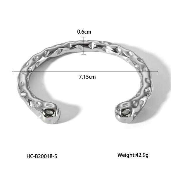 Fashion Simple Stainless Steel Gold Plated Hammer Open Bracelet For Women With Retro Design And Geometric Style