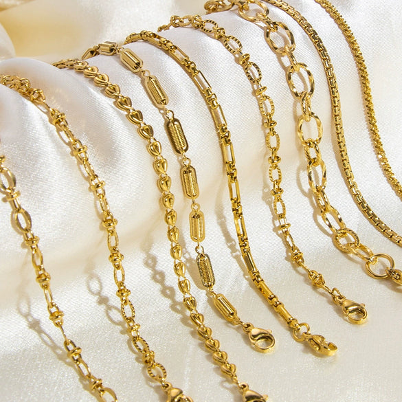 Fashion Stainless Steel Bracelet With Embossed Flower Cuban Chain And Geometric Pattern Electroplated For Men And Women