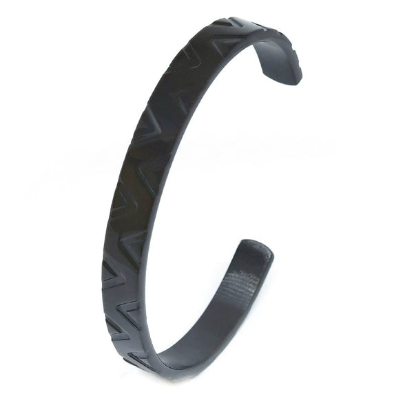 Fashion Stainless Steel C Shaped Open Bracelet For Men With Smooth Finish And Vacuum Plated Craftsmanship