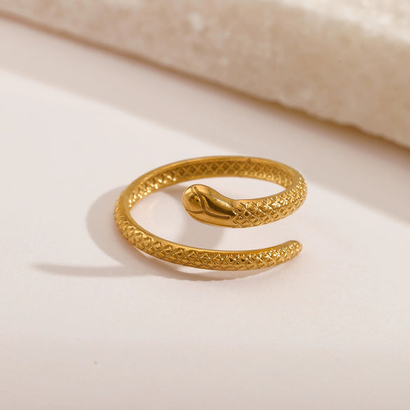 Fashion Stainless Steel Snake Zodiac Ring For Ladies With Electroplating Treatment