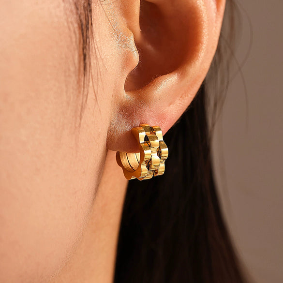 Fashion Strap Textured C Shaped Stud Earrings Stainless Steel 18K Gold Plated Electroplated Geometric Women's Earrings