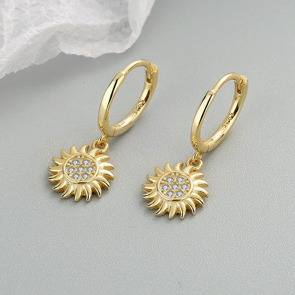 Fashion Sunflower Zircon Earrings For Women In S925 Sterling Silver With Diamond Encrusted Geometric Design And Electroplated Finish