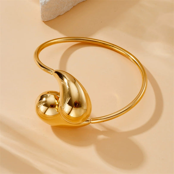 Fashion Temperament Big Water Drop Stainless Steel Gold Plated Bracelet With Electroplating Treatment