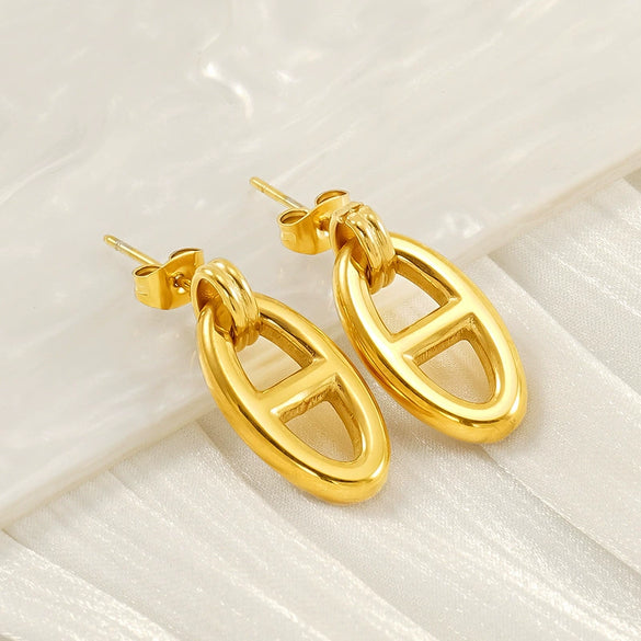Fashion Titanium Steel Animal Zodiac Pig Nose Hollow Electroplated Women's Earrings