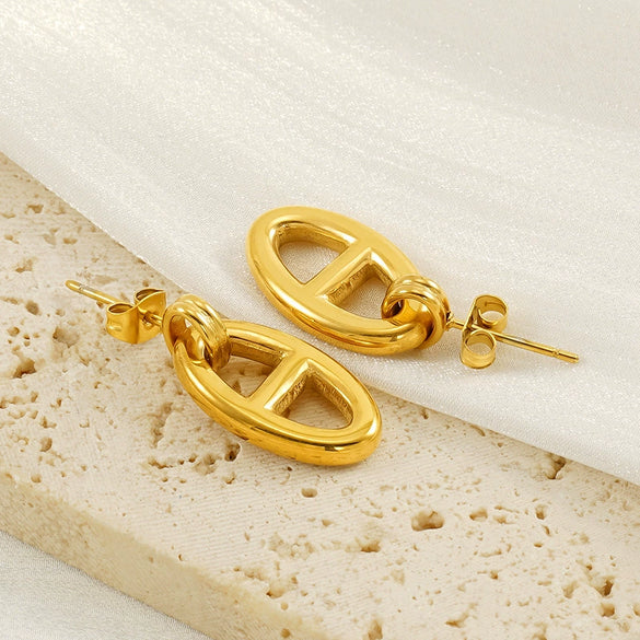 Fashion Titanium Steel Animal Zodiac Pig Nose Hollow Electroplated Women's Earrings
