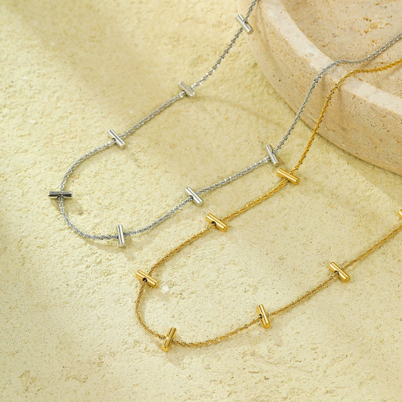 Fashion Titanium Steel Goldplated Thin Strip Collarbone Necklace With Electroplating Treatment