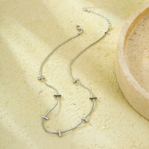 Fashion Titanium Steel Goldplated Thin Strip Collarbone Necklace With Electroplating Treatment