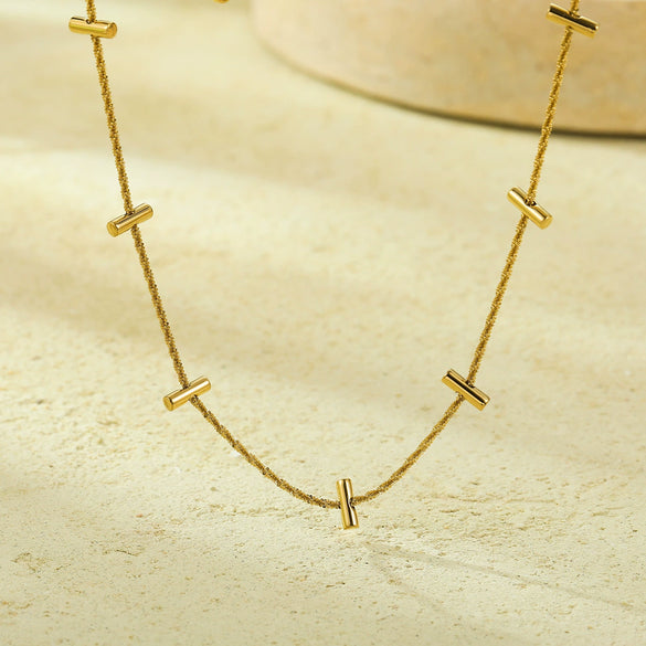 Fashion Titanium Steel Goldplated Thin Strip Collarbone Necklace With Electroplating Treatment