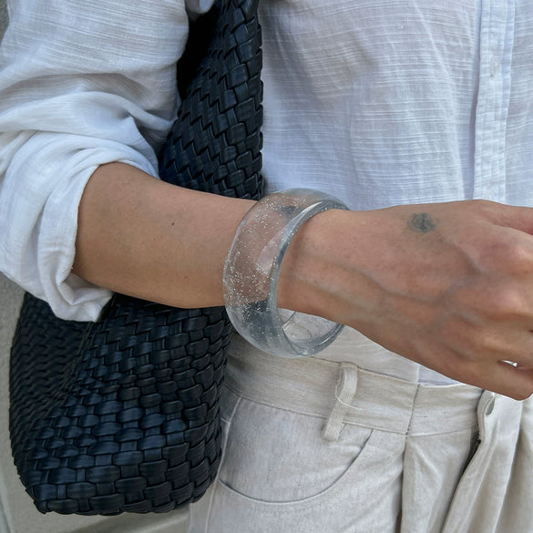 Fashion Translucent Smudged Acrylic Handmade Bracelet For Women Round Wide