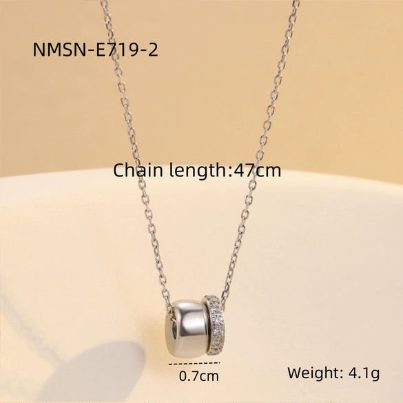Fashion Versatile Round Zircon Pendant Stainless Steel Necklace With Electroplating