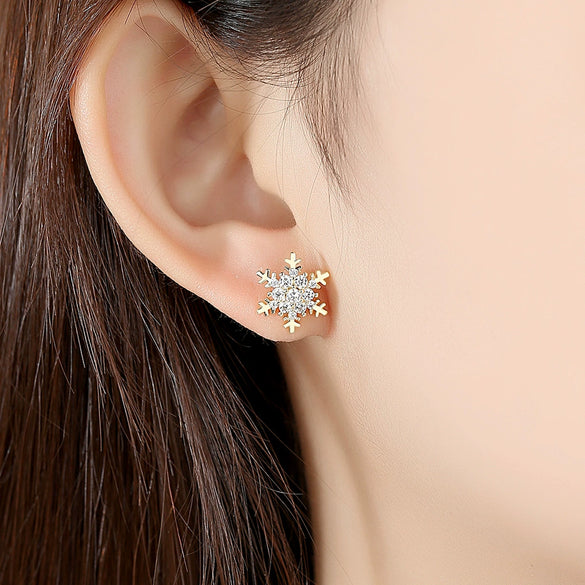 Fashion Women Copper Earrings With Electroplated Finish And Micro Inlaid Zircon Geometric Snowflake Design