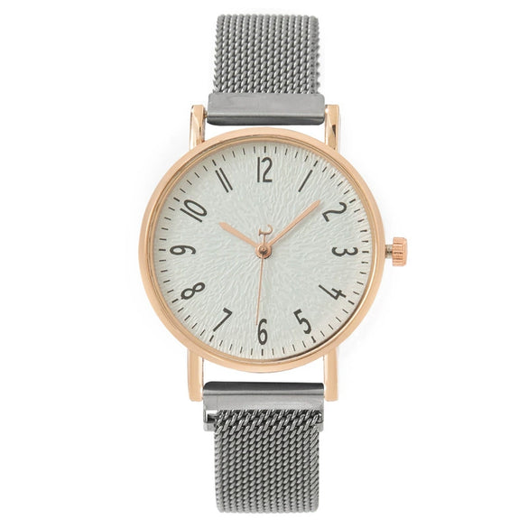 Fashion Women's Alloy Metal Strap Round Dial Quartz Watch With Magnet Strap