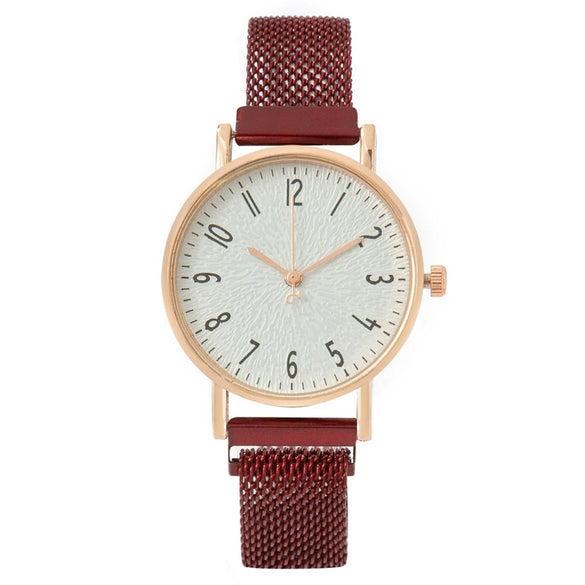 Fashion Women's Alloy Metal Strap Round Dial Quartz Watch With Magnet Strap