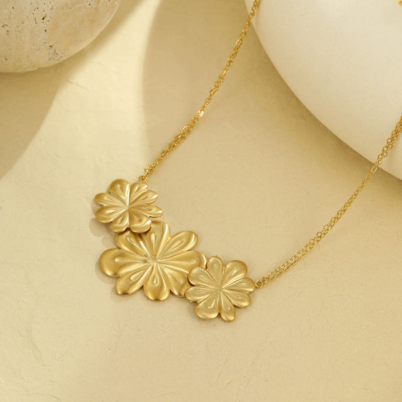 Fashionable Allmatch Stainless Steel Brushed Geometric And Flower Pattern Jewelry Set For Women With Electroplating