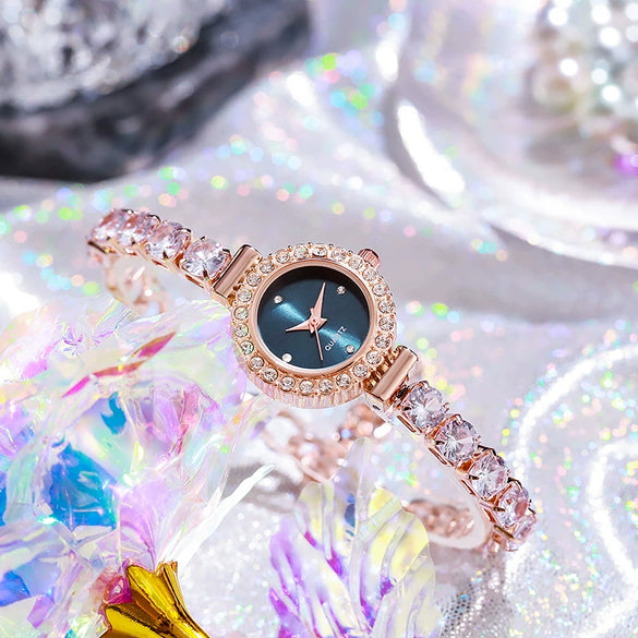 Fashionable Alloy Square Dial Quartz Women's Bracelet Watch
