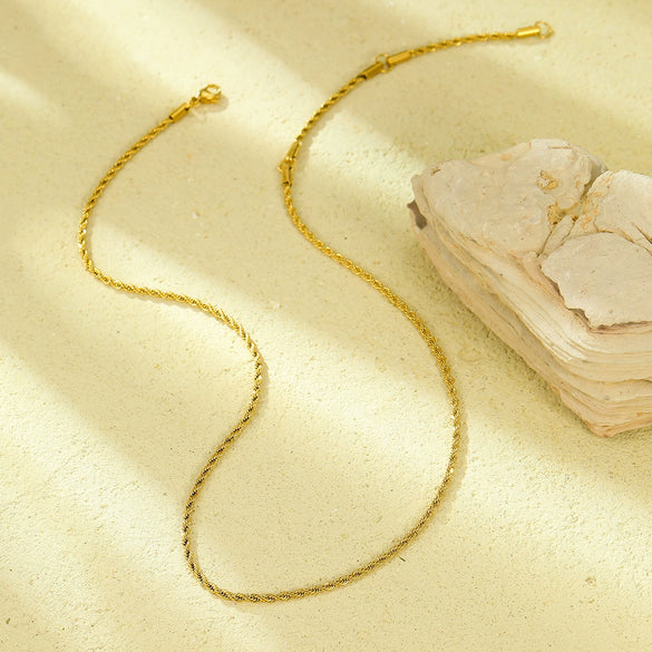 Fashionable Braided Keel Flower Basket Chain Stainless Steel Goldplated Necklace For Women