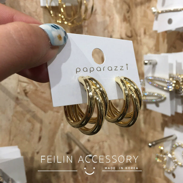 Fashionable Circle 925 Silver And Alloy Pin Earrings With Geometric Styling And Electroplating Treatment