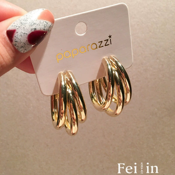 Fashionable Circle 925 Silver And Alloy Pin Earrings With Geometric Styling And Electroplating Treatment