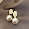 Fashionable Elegant Women's Alloy Earrings With Silver Needles Set With Pearls