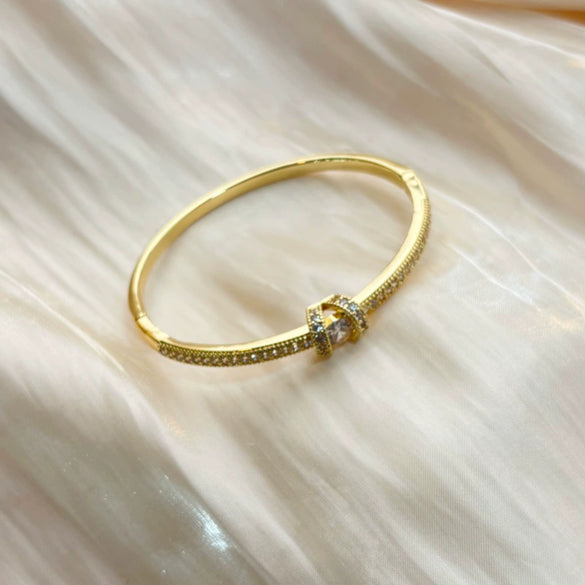 Fashionable Geometric Copper And Zircon Open Bangle Bracelet With Elegant Plated Finish For Decorative Accessory Styling