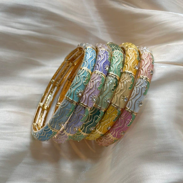 Fashionable Geometric Enamel Open Elastic Bracelet With Plated Finish Versatile Light Luxury Jewelry Accessory