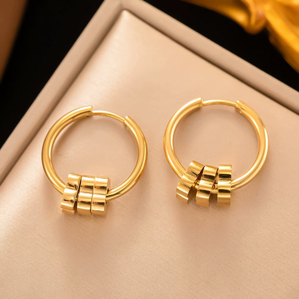 Fashionable High End Light Luxury Stainless Steel Earrings For Women With Geometric Design And Electroplating