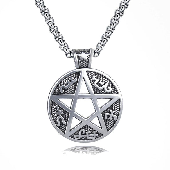 Fashionable Retro Men's Titanium Steel Thor Hammer Pendant Necklace With Baking Paint And Cartoon Characters Pattern