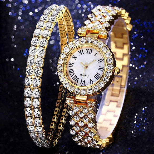 Fashionable Roman Pattern Diamondencrusted Women's Quartz Watches With Alloy Case And Strap Round Dial