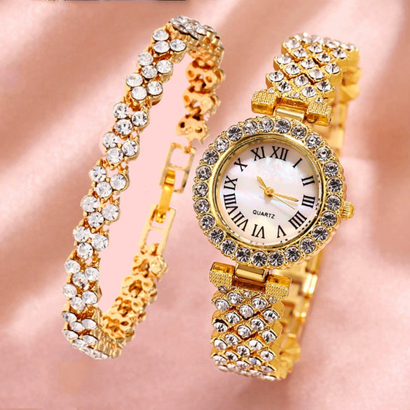 Fashionable Roman Pattern Diamondencrusted Women's Quartz Watches With Alloy Case And Strap Round Dial
