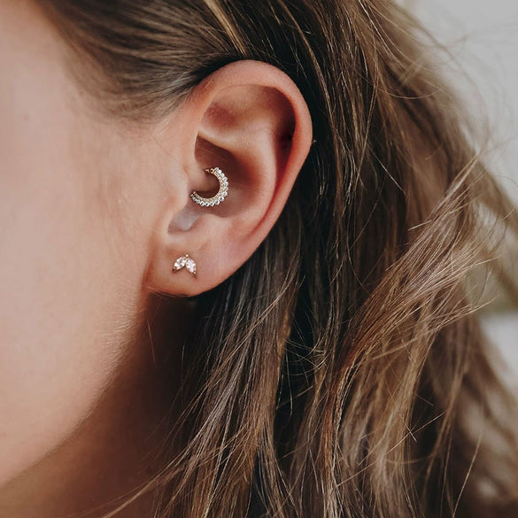 Fashionable Simple S925 Silver Geometric Horse Eye Diamond Embedded Electroplated Women's Mini Ear Studs Earrings