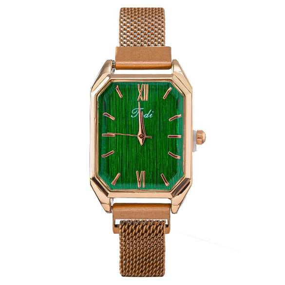 Fashionable Square Women's Alloy Watch With Magnetic Clasp