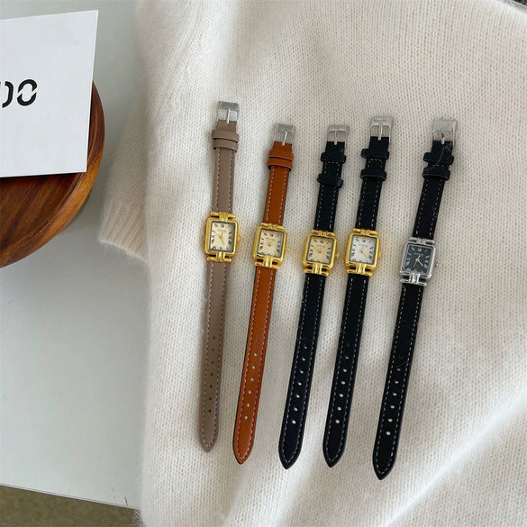 Fashionable Square Women's Retro Roman Numeral Watch With Metal Case And Imitation Leather Strap