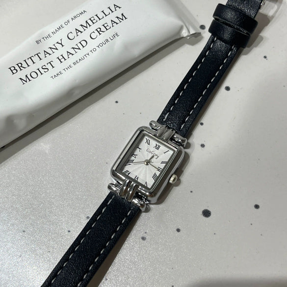 Fashionable Square Women's Retro Roman Numeral Watch With Metal Case And Imitation Leather Strap