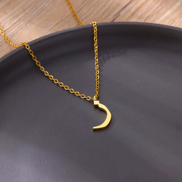 Fashionable Stainless Steel Gold Plated Arabic Letter Geometric Minimalist Pendant Clavicle Chain Necklace