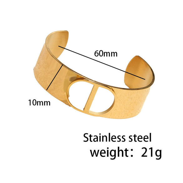 Fashionable Wide Titanium Steel C Shaped Opening Bracelet With Cd Letter Design 18K Gold Plated Polished Vacuum Furnace Electroplated Anti Allergic And Color Preserving