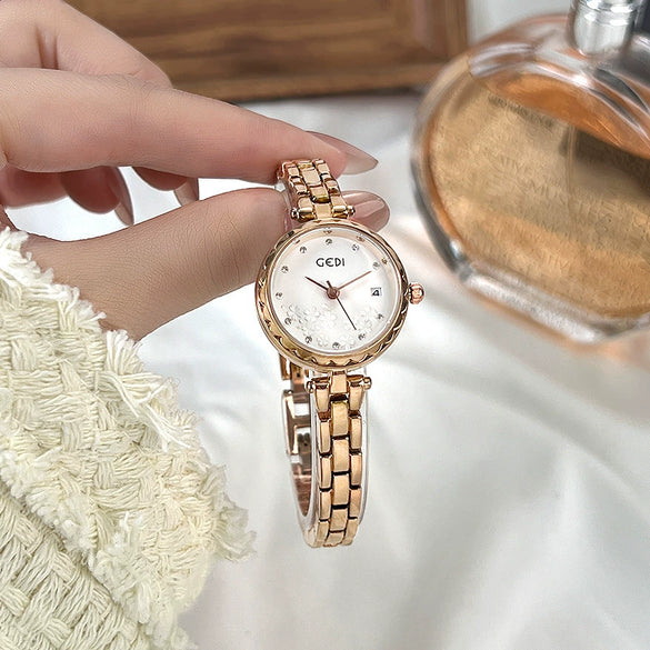 Fashionable Women's Alloy Bracelet Watch With Round Dial And Mineral Reinforced Glass Mirror