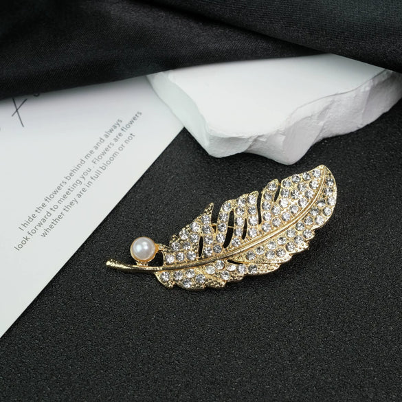Feather Brooch Zinc Alloy Electroplated Luxury Allmatch Accessories For Women And Unisex