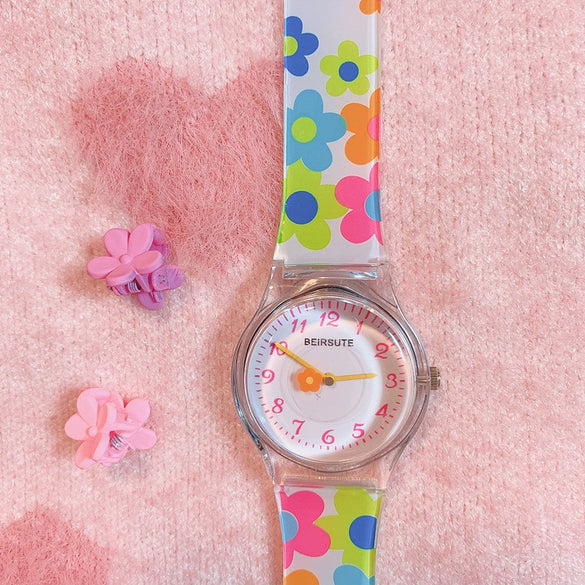 Female Cartoon Style Flower Heart Design Alloy Case And Silicone Strap Round Dial Watch