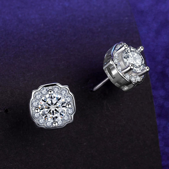 Female Earrings White Copper Electroplating Fourleaf Clover Heart Shape High Imitation Moissanite
