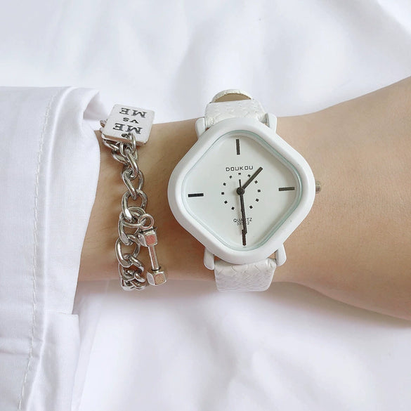 Female Leisure Alloy Case Ordinary Glass Mirror Quartz Watch