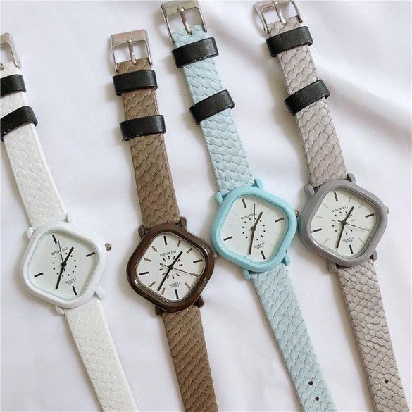 Female Leisure Alloy Case Ordinary Glass Mirror Quartz Watch